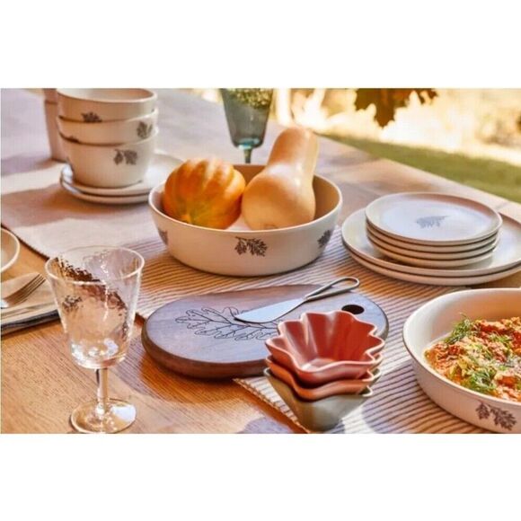 Bee & Willow 11" Etched Leaf Oval Acadia Wood Serving Platter w/ Decor Knife NEW - Picture 2 of 6